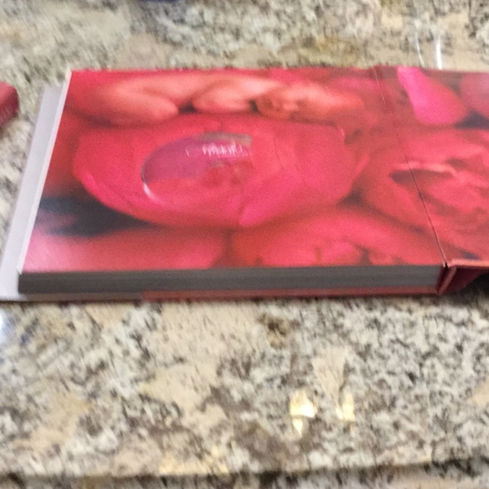 A book - Picture 4 of 4